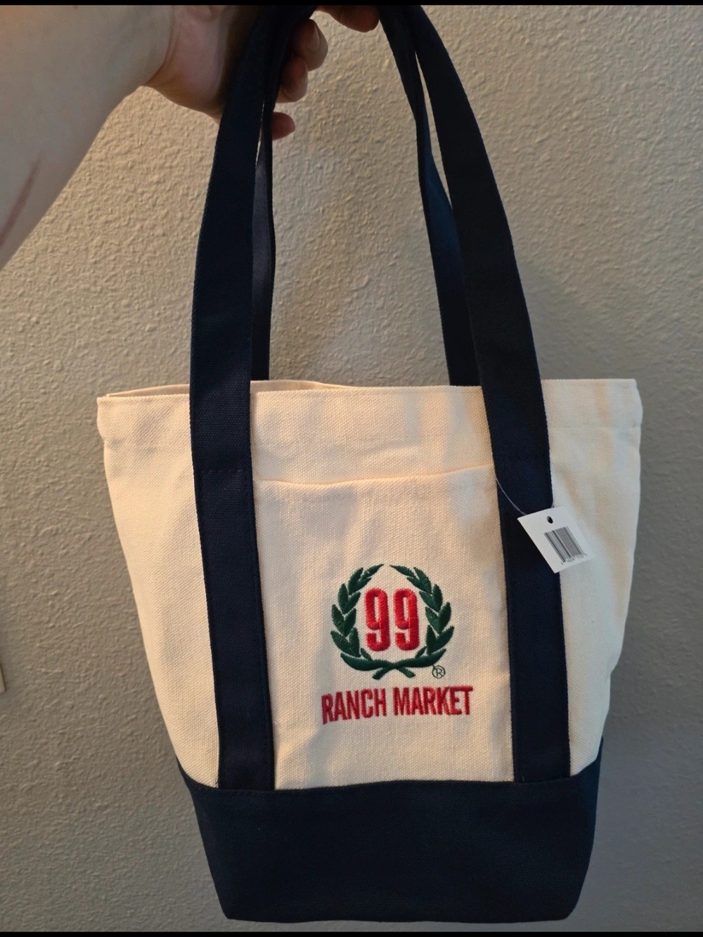 Ranch Market 99 Tote Bag in Cream & Navy